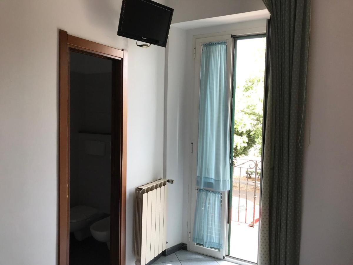 Hotel Amico Fritz Livorno Habitación foto
