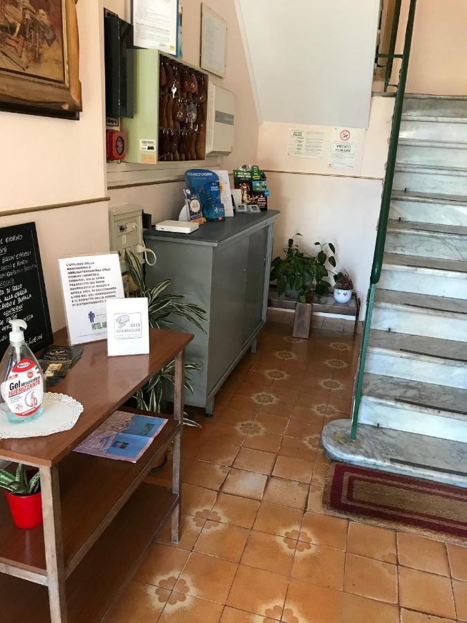Hotel Amico Fritz Livorno Exterior foto